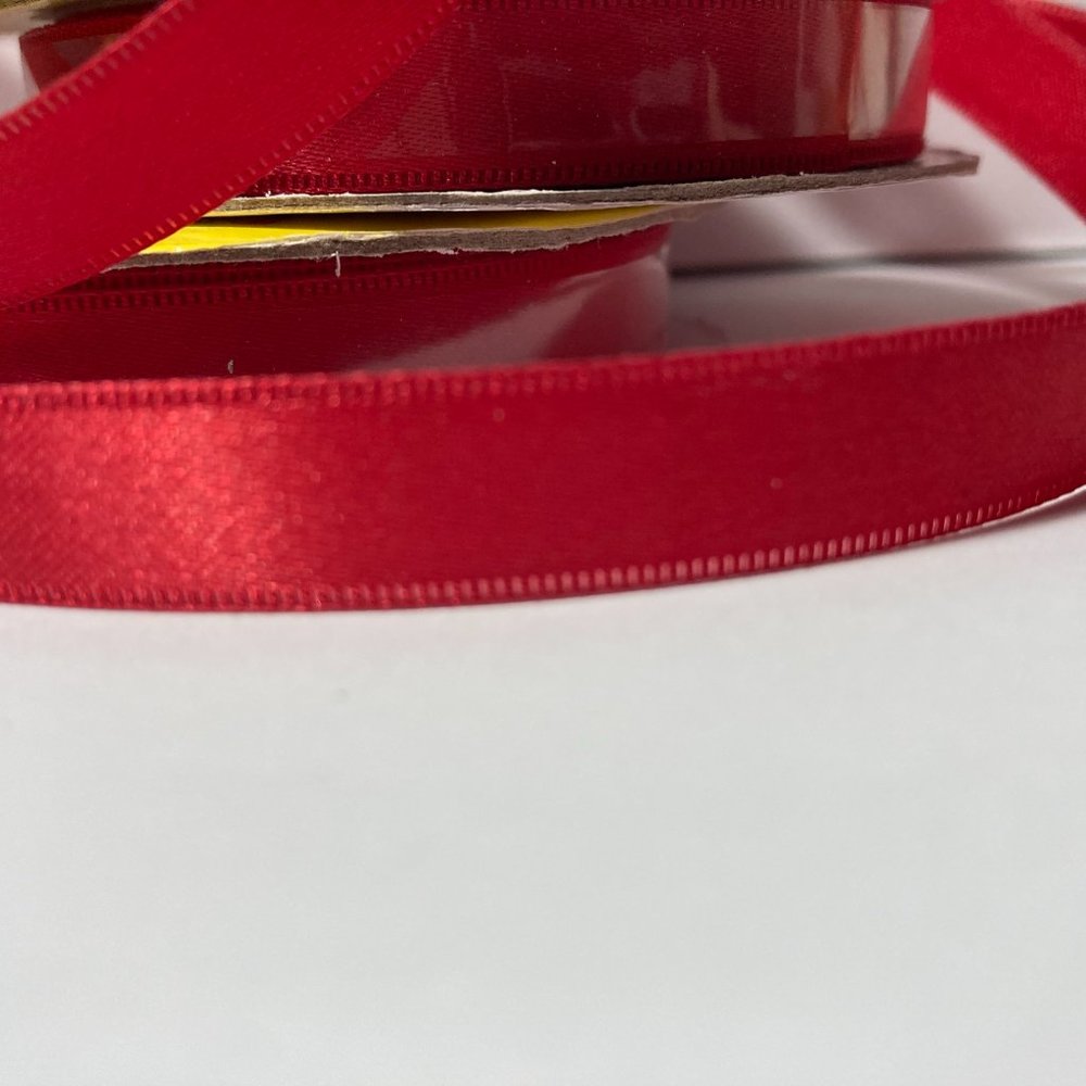 10 Coin Edge Ribbon Solid Red - Picture 3 of 15